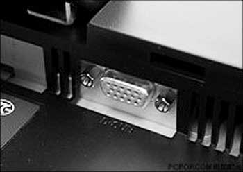 2、VGA輸入接口